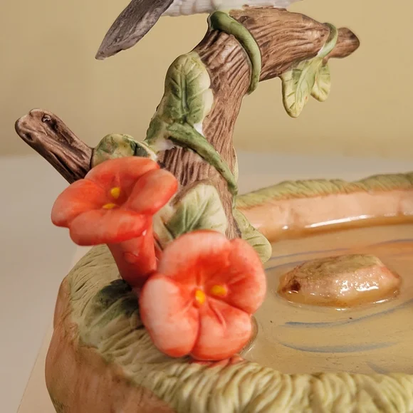 Hummingbird Ceramic - Picture 6 of 10
